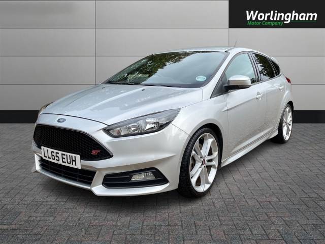 2015 Ford Focus 2.0 TDCi 185 ST-1 5dr