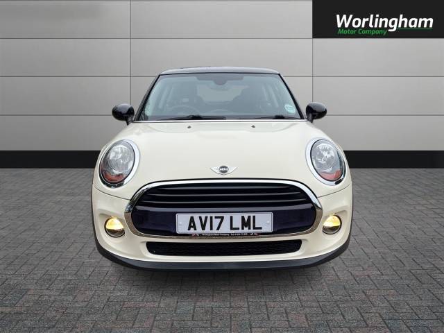 2017 Mini Hatchback 1.5 Cooper D 3dr