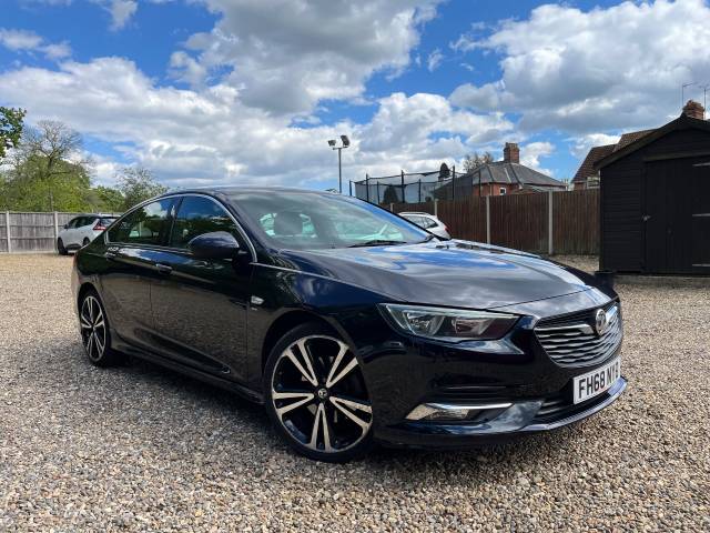Vauxhall Insignia 2.0 Turbo D SRi Vx-line Nav 5dr Hatchback Diesel Blue