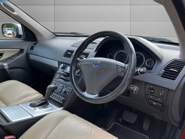 2014 Volvo XC90 2.4 D5 [200] SE Lux 5dr Geartronic
