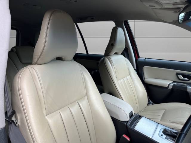 2014 Volvo XC90 2.4 D5 [200] SE Lux 5dr Geartronic
