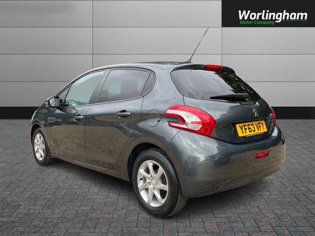 2013 Peugeot 208 1.2 VTi Active 5dr